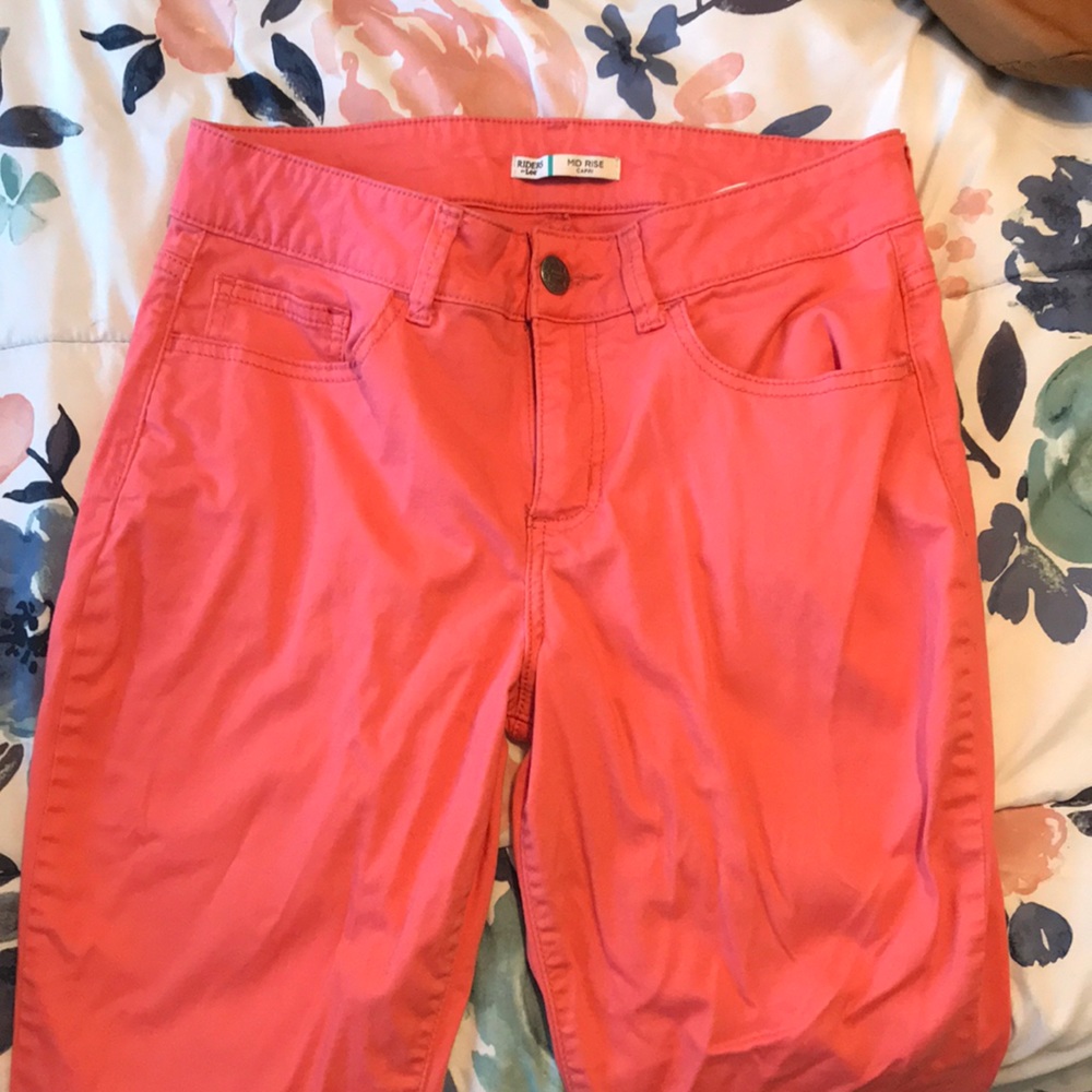 Peach capris